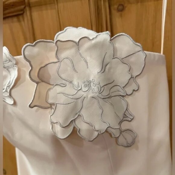 LEO LIN Rayne Strapless Appliqué Midi Dress - Picture 4 of 5